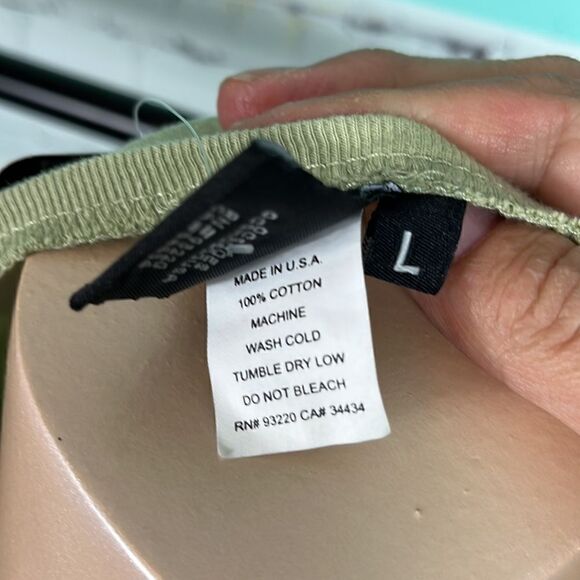 DC Girl Size Large 3/4 length Shirt 100% cotton - Picture 8 of 9